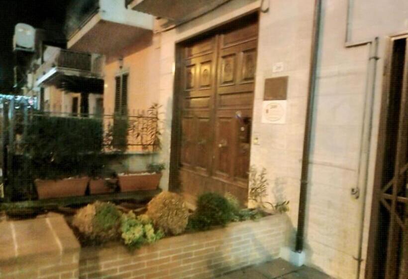 Пансион Le Stanze Di Ginevra   Santa Maria A Vico