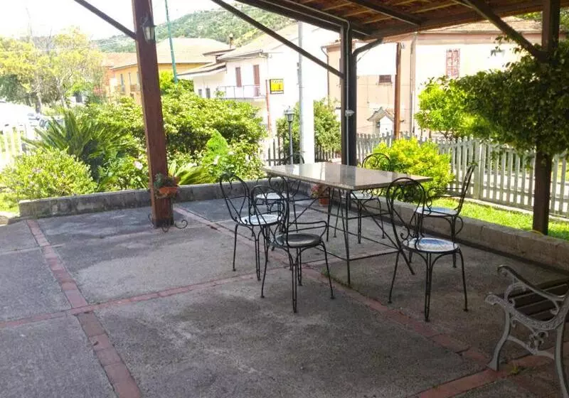 B&b Adema