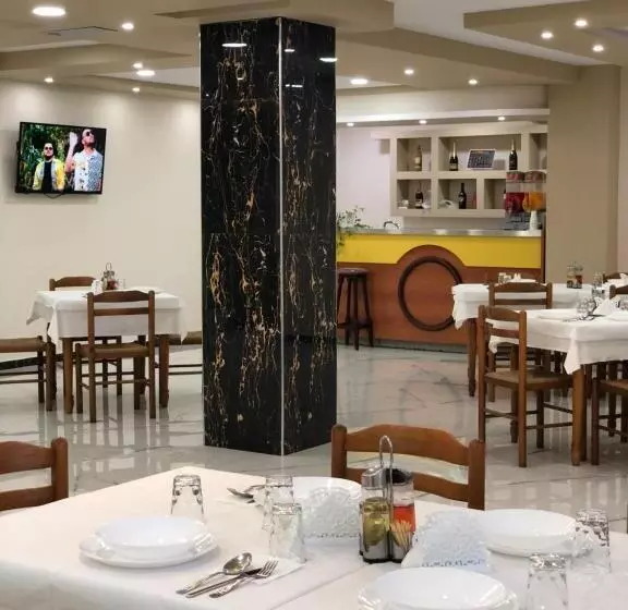 ベッドアンドブレックファースト Antik