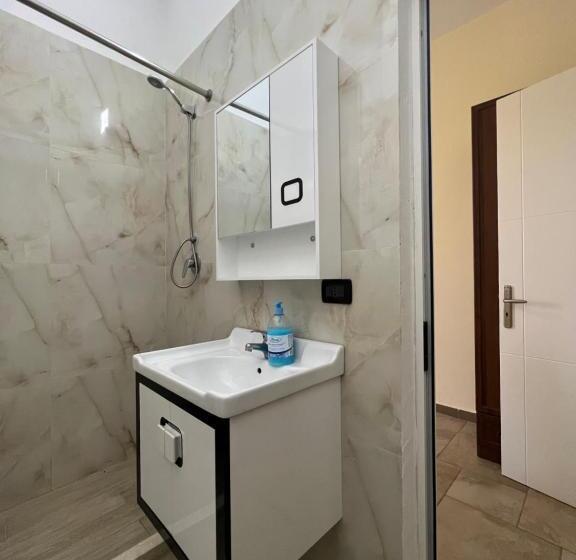 مبيت وإفطار Antik