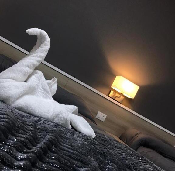 تختخواب و صبحانه Costa Apartment Naples