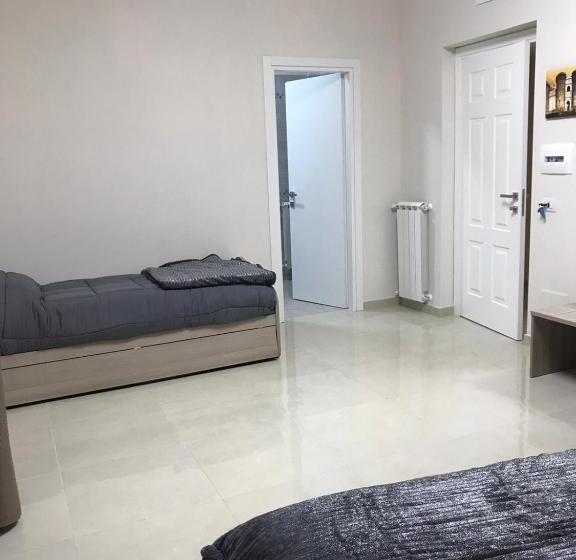 تختخواب و صبحانه Costa Apartment Naples
