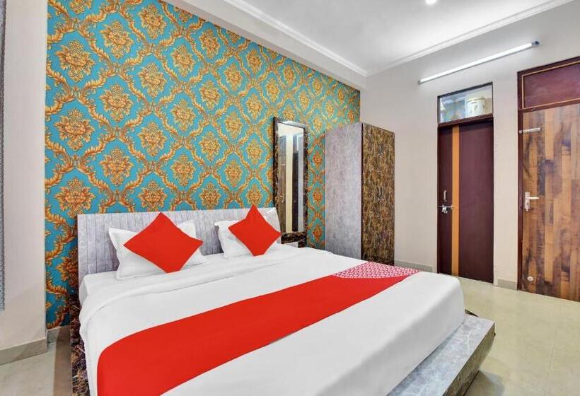 בית מלון כפרי Oyo 82514  Daily