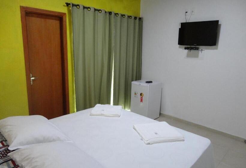 Otel Pousada Caminho Das Cachoeiras Pirenopolis