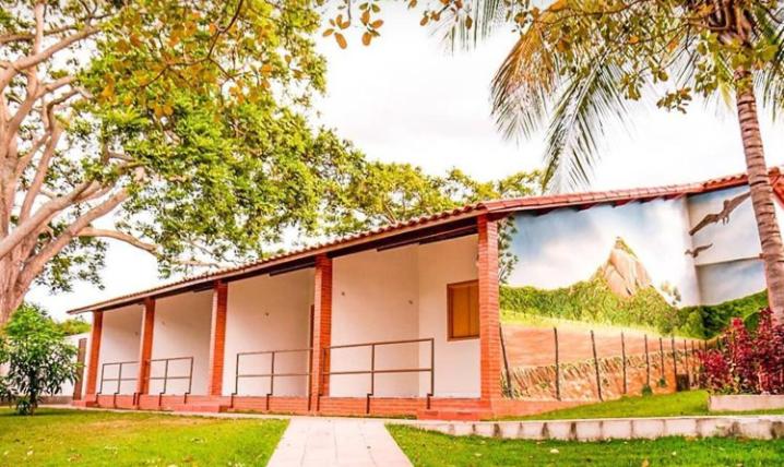 בית מלון כפרי Serrano