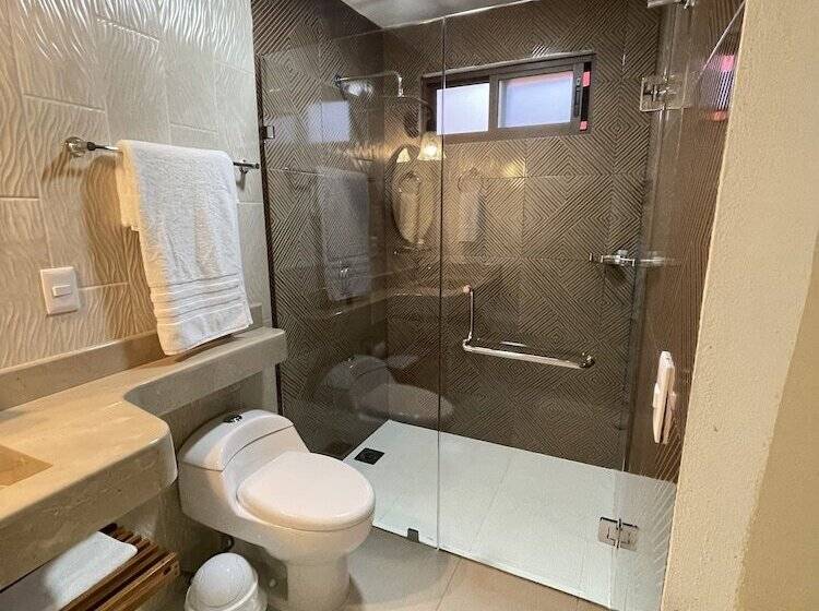 فندق Suites Cárdon