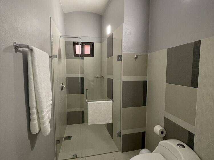 فندق Suites Cárdon