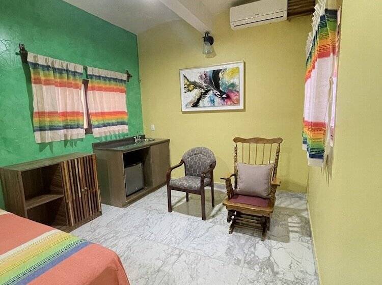 فندق Suites Cárdon