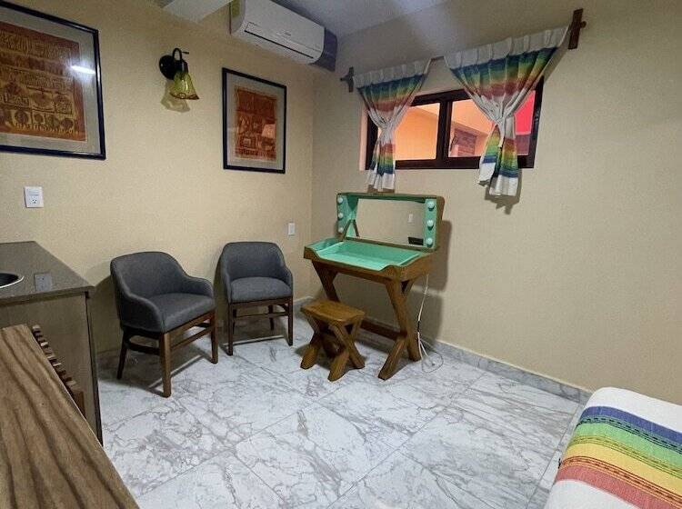 فندق Suites Cárdon