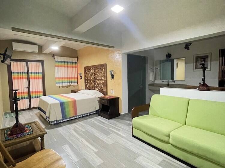 فندق Suites Cárdon