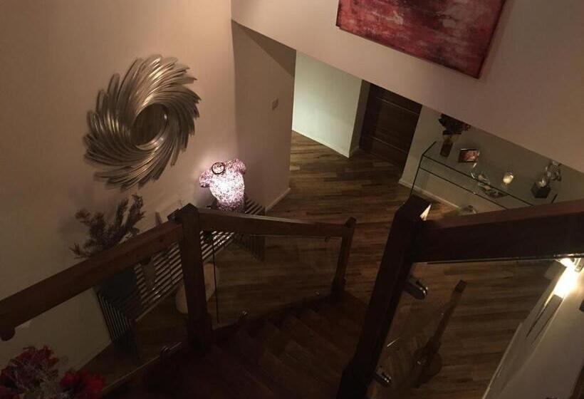 Invercreran Lodge Luxury Bed & Breakfast