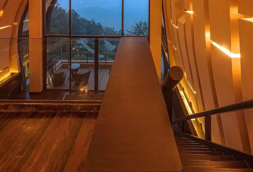 استراحتگاه Kavya Himalayas