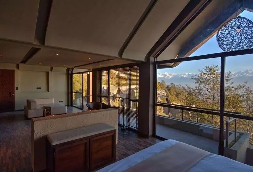 استراحتگاه Kavya Himalayas