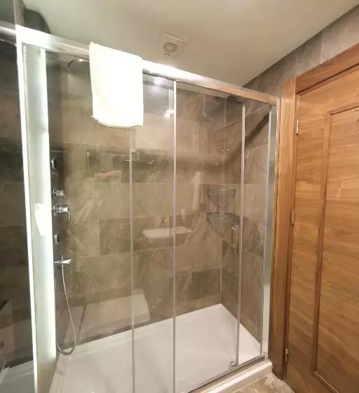 Kosa Otel çeşme