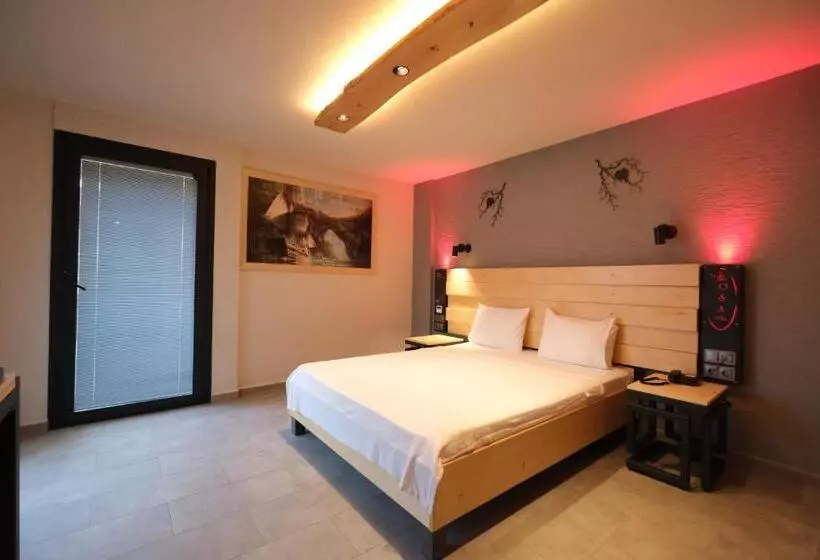 Kosa Otel çeşme