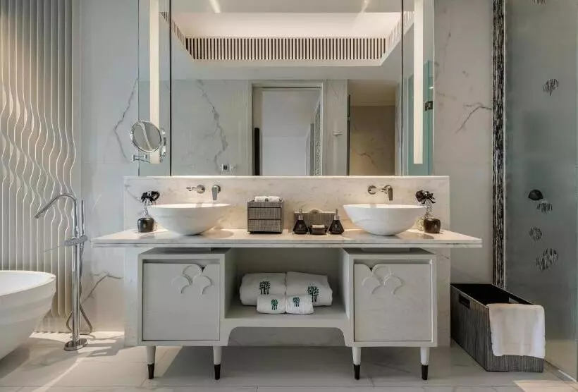 Lomakeskus Banyan Tree Krabi