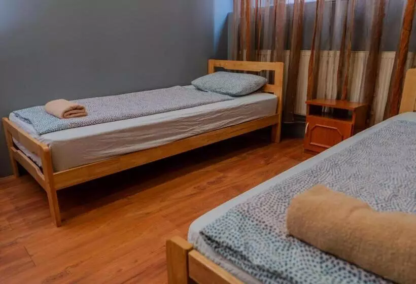 ユースホステル Deep Guest House