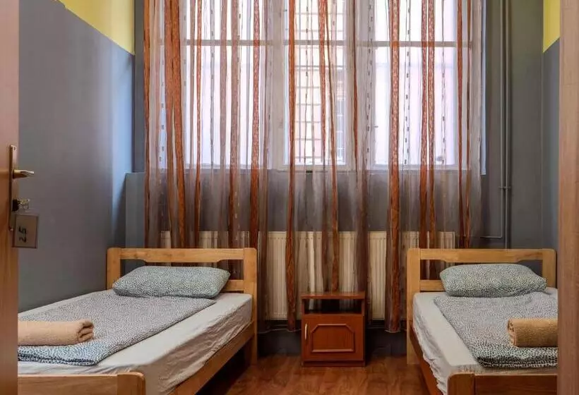 ユースホステル Deep Guest House