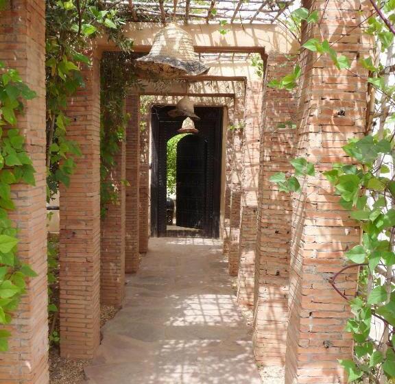 مبيت وإفطار Manzil La Tortue