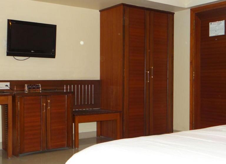 Hotel Abigail Regency