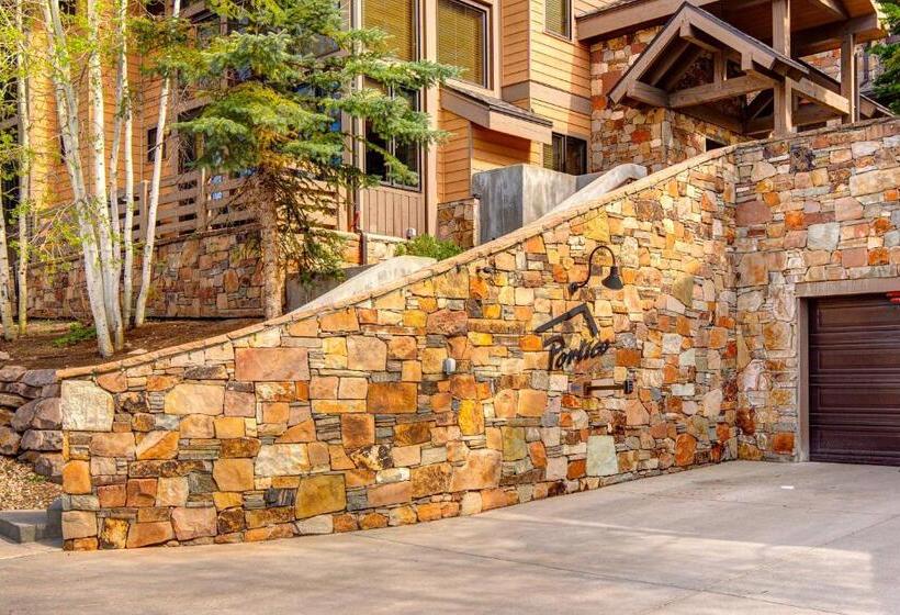 هتل Beautiful Deer Valley Portico Condo