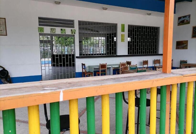 هتل کپسول Campestre La Maria