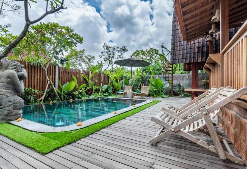 Szálloda Kirani Joglo Villa Bali By Mahaputra