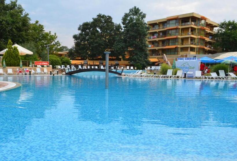 هتل Les Magnolias