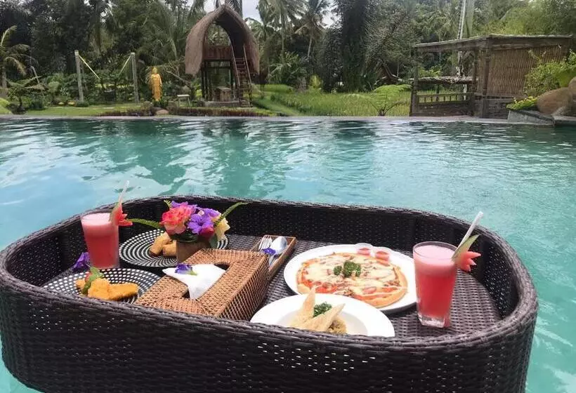 هتل Pondok Sebatu Eco Lodge