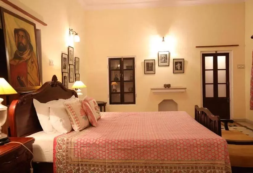 Hotelli Roop Niwas Kothi, Near Mandawa