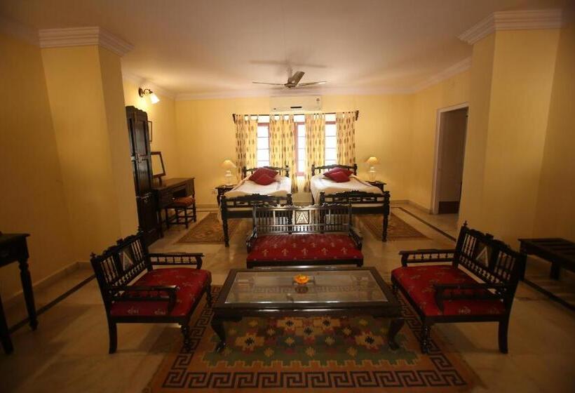 בית מלון כפרי Roop Niwas Kothi, Near Mandawa