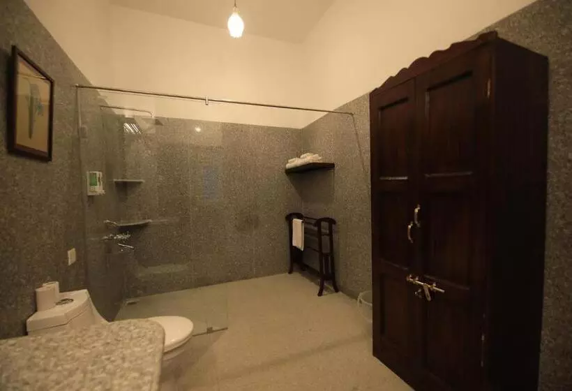 Hotelli Roop Niwas Kothi, Near Mandawa