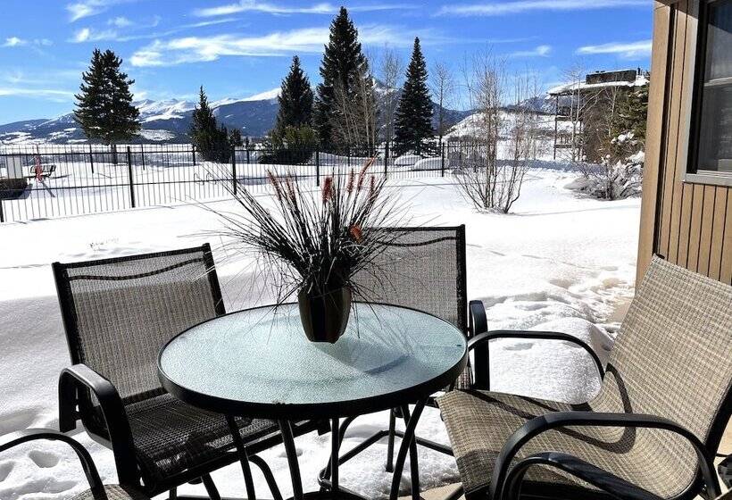 هتل Spinnaker At Lake Dillon