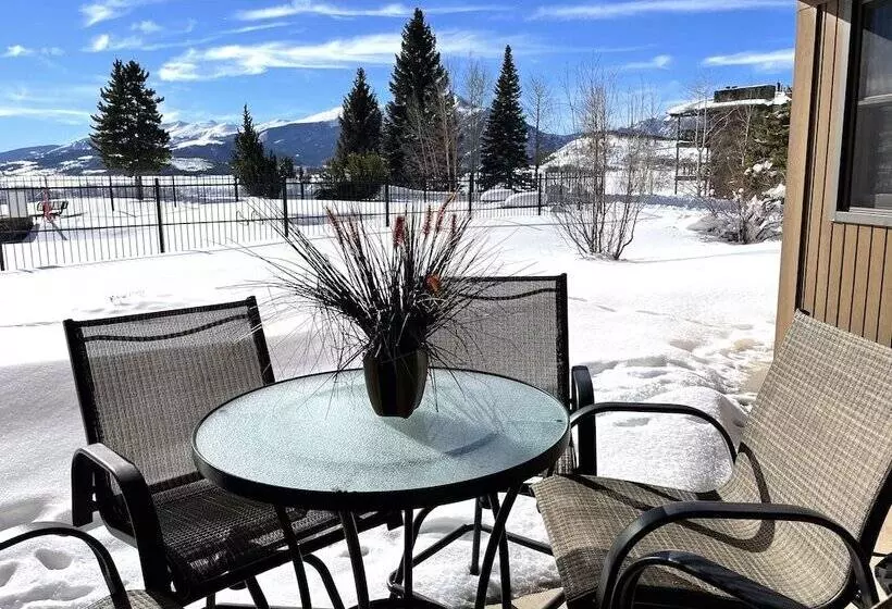ホテル Spinnaker At Lake Dillon
