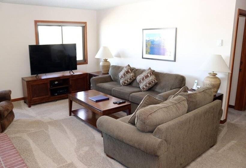 هتل Spinnaker At Lake Dillon