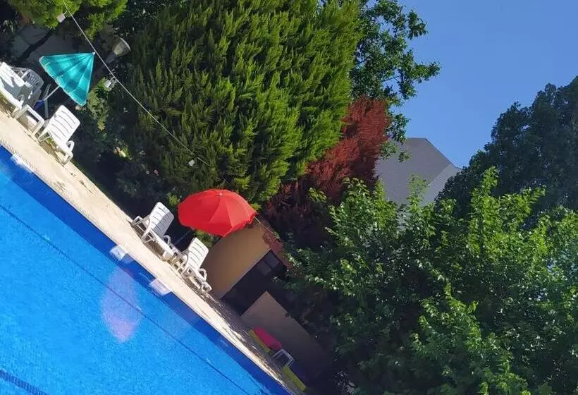 ホテル Vi̇lla Fuat