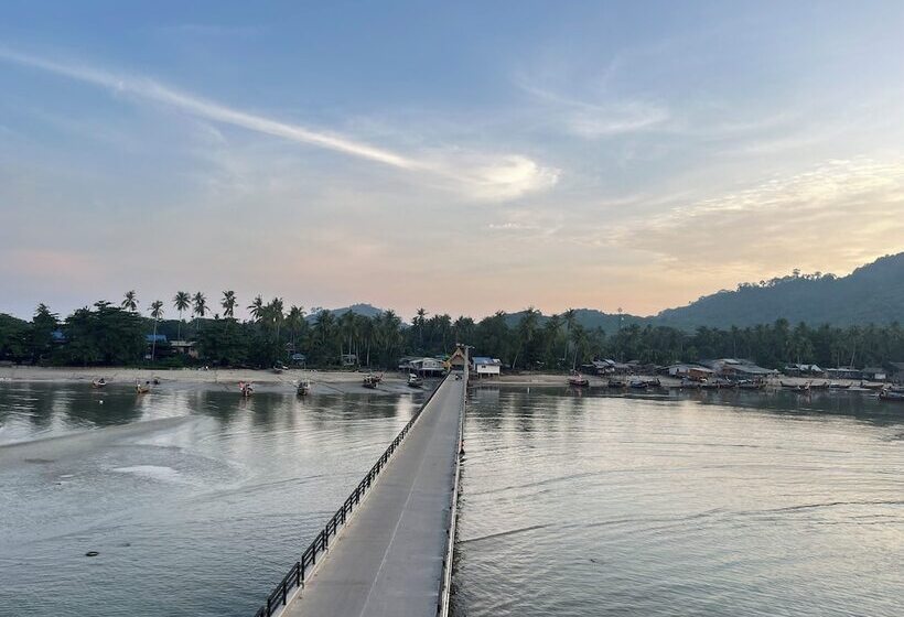 Koh Mook Garden Beach Resort