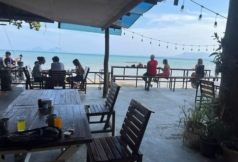 Koh Mook Garden Beach Resort