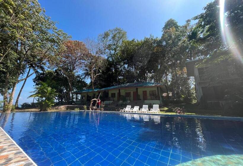 Koh Mook Garden Beach Resort