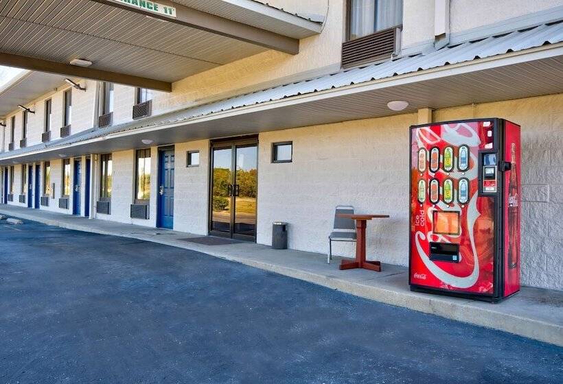 Motel 6 Jeffersonville, In   Louisville