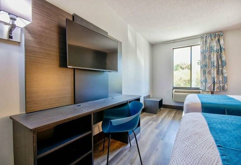 Motel 6 Jeffersonville, In   Louisville