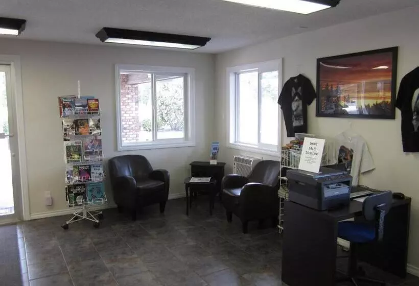 モーテル Carmel Inn