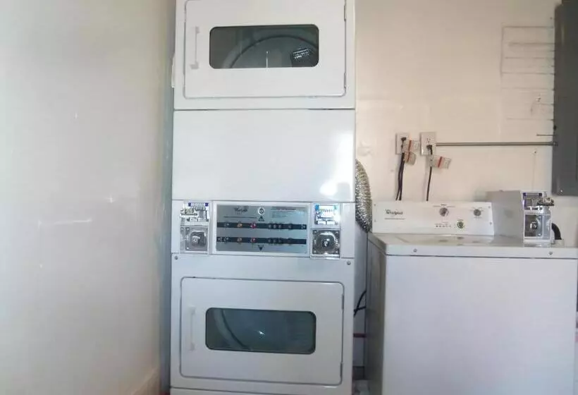 Motelli Super 54 Inn