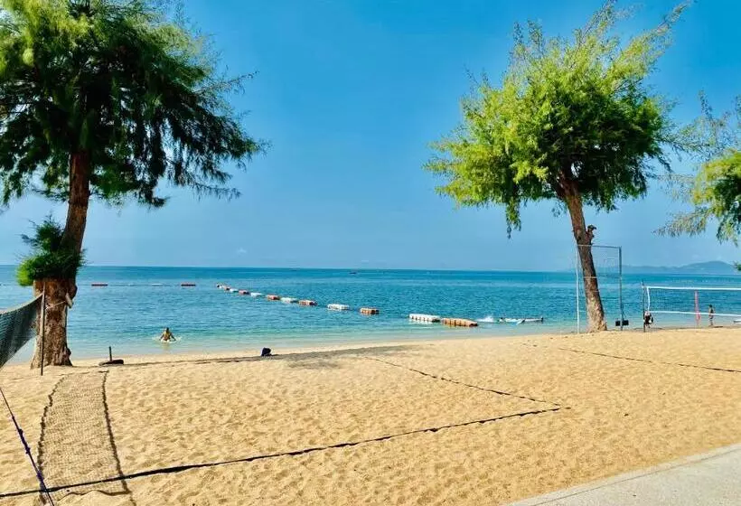 Majatalo Sunny Beach Residence