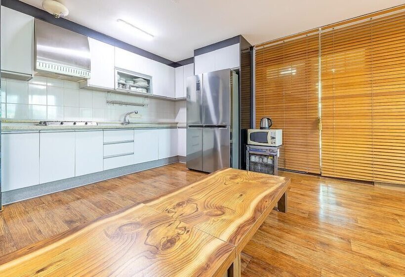 Taean Hagampo Rendezvous Pension