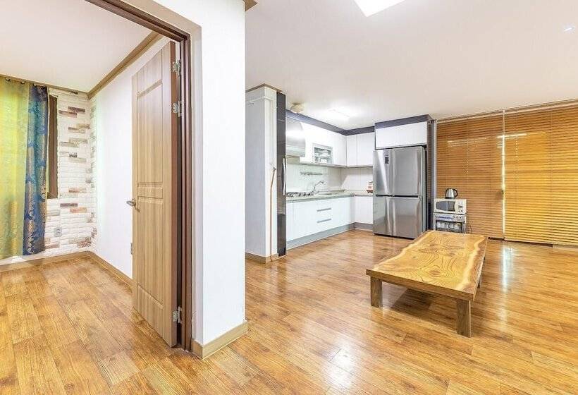 Taean Hagampo Rendezvous Pension