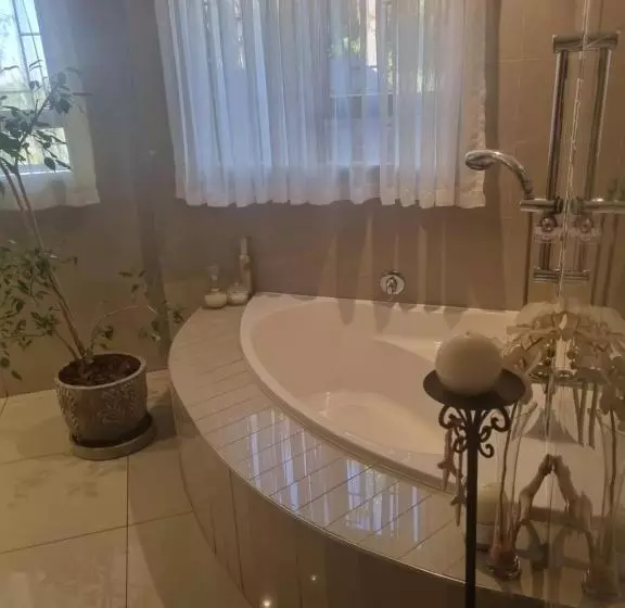 تختخواب و صبحانه Casa Marion