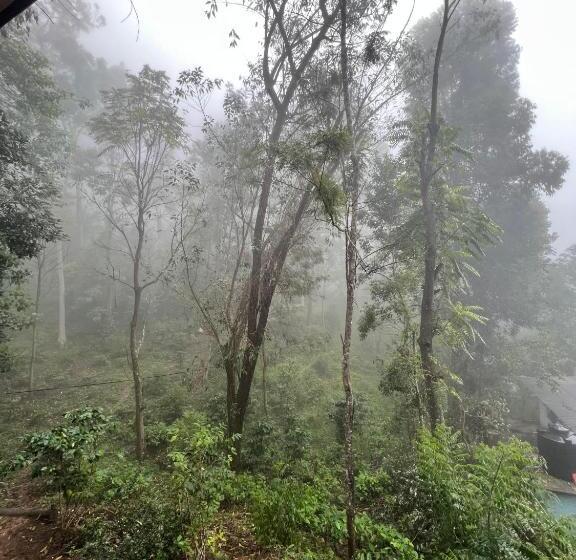 تختخواب و صبحانه The Nirwana Cottage