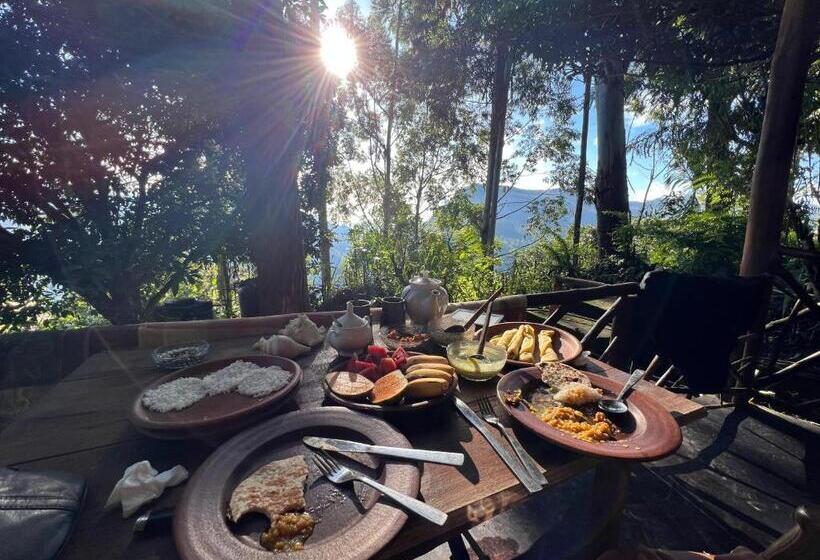 تختخواب و صبحانه The Nirwana Cottage