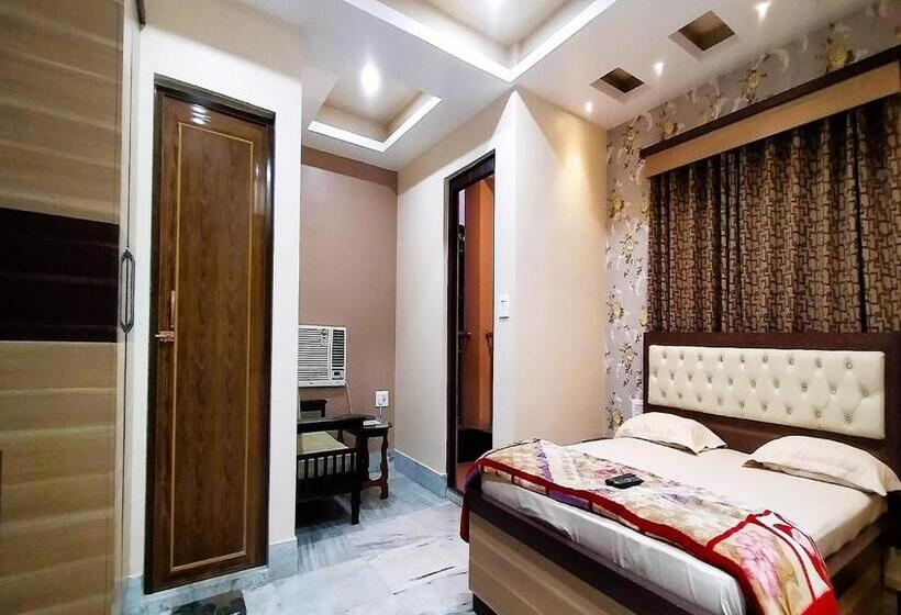 Staymaker Hotel Suraj   Only Indian Citizens Allowed